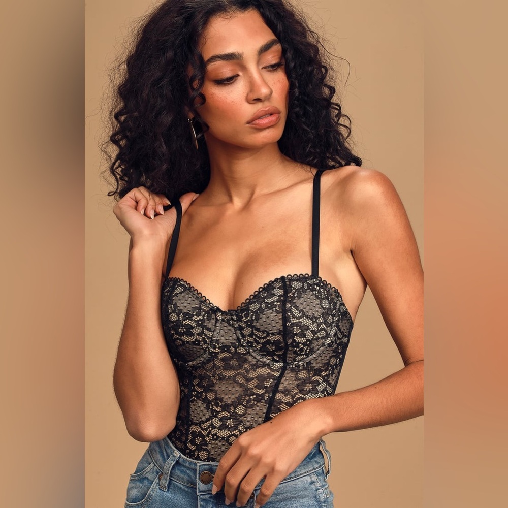 NWOT Spice It Up Black Lace Bustier Bodysuit, Lulu’s Size Medium